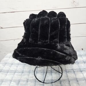 Black Faux Fur Bucket Hat
